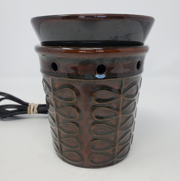 SCENTSY FARFALLE FULL SIZE WAX WARMER RETIRED RED BROWN GLAZE - Picture 3 of 14